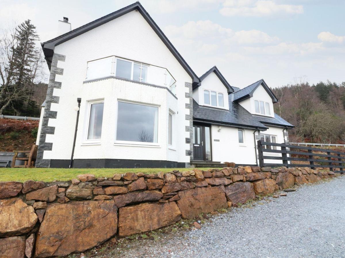 Luxury Highland Home In Scotlands' Great Glen Gairlochy Exterior photo